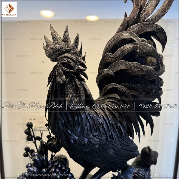 Tượng gà phong thủy gỗ quý